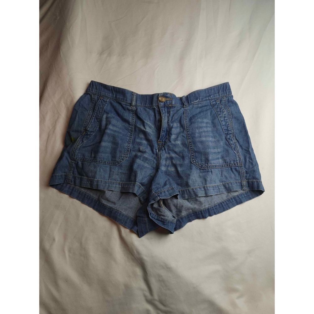 Torrid Feel The Fit Denim Shorts Size 12 Medium Wash Cotton Elastic Waist Womens